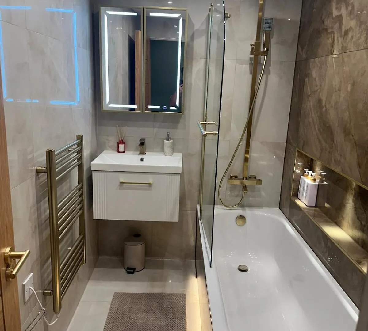 Stunning Spacious Islington Modern Central Flat London